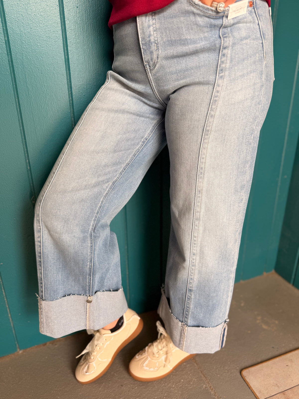 INSEAM TRANSFORM MID RISE WIDE LEG JEANS