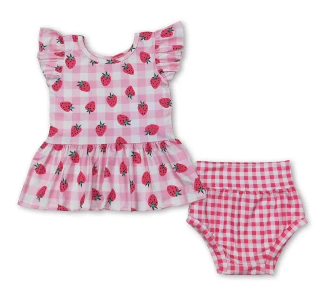 Pink Plaid Strawberry Bummies