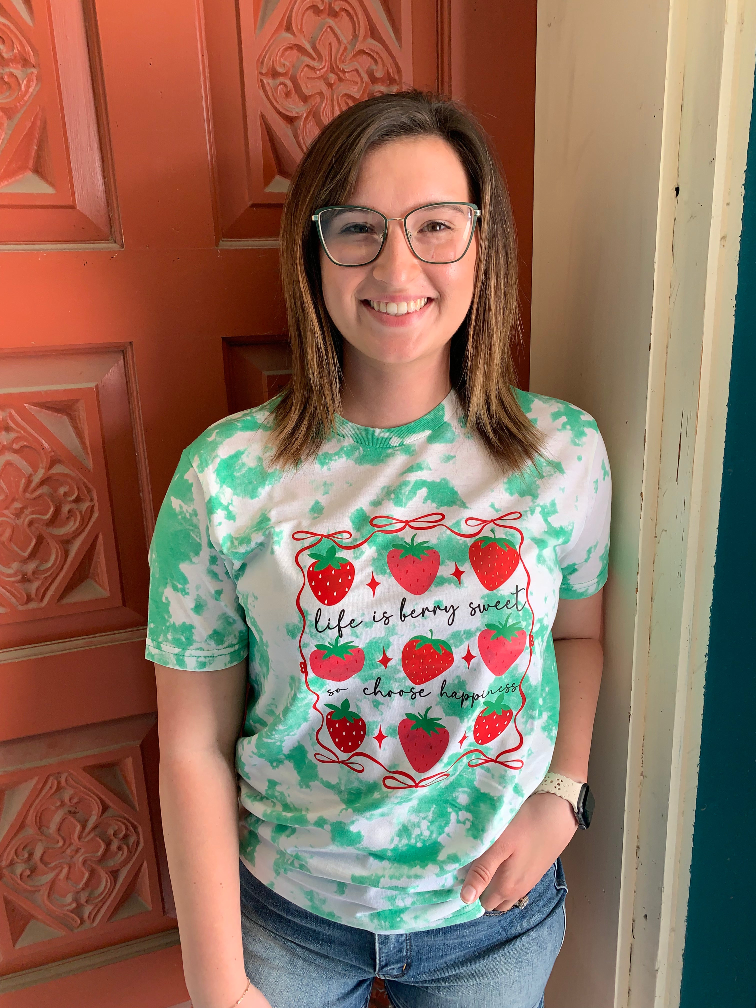 Strawberry (Life is sweet) Bleached T-shirt