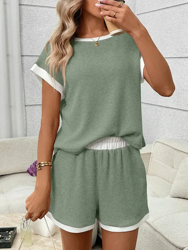 Green Ribbed Two-Piece Lounge Set with Contrast Trim