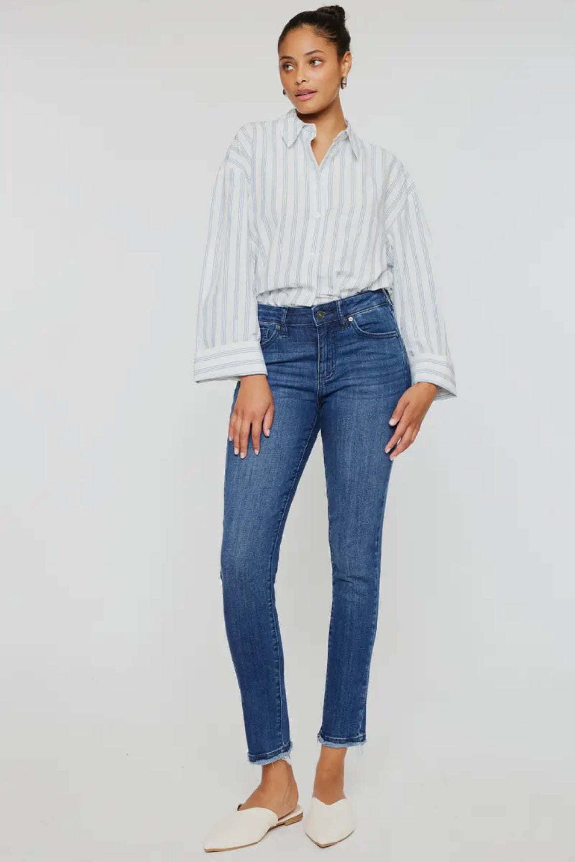 Kancan Friendly Mid Rise Ankle Skinny Jeans