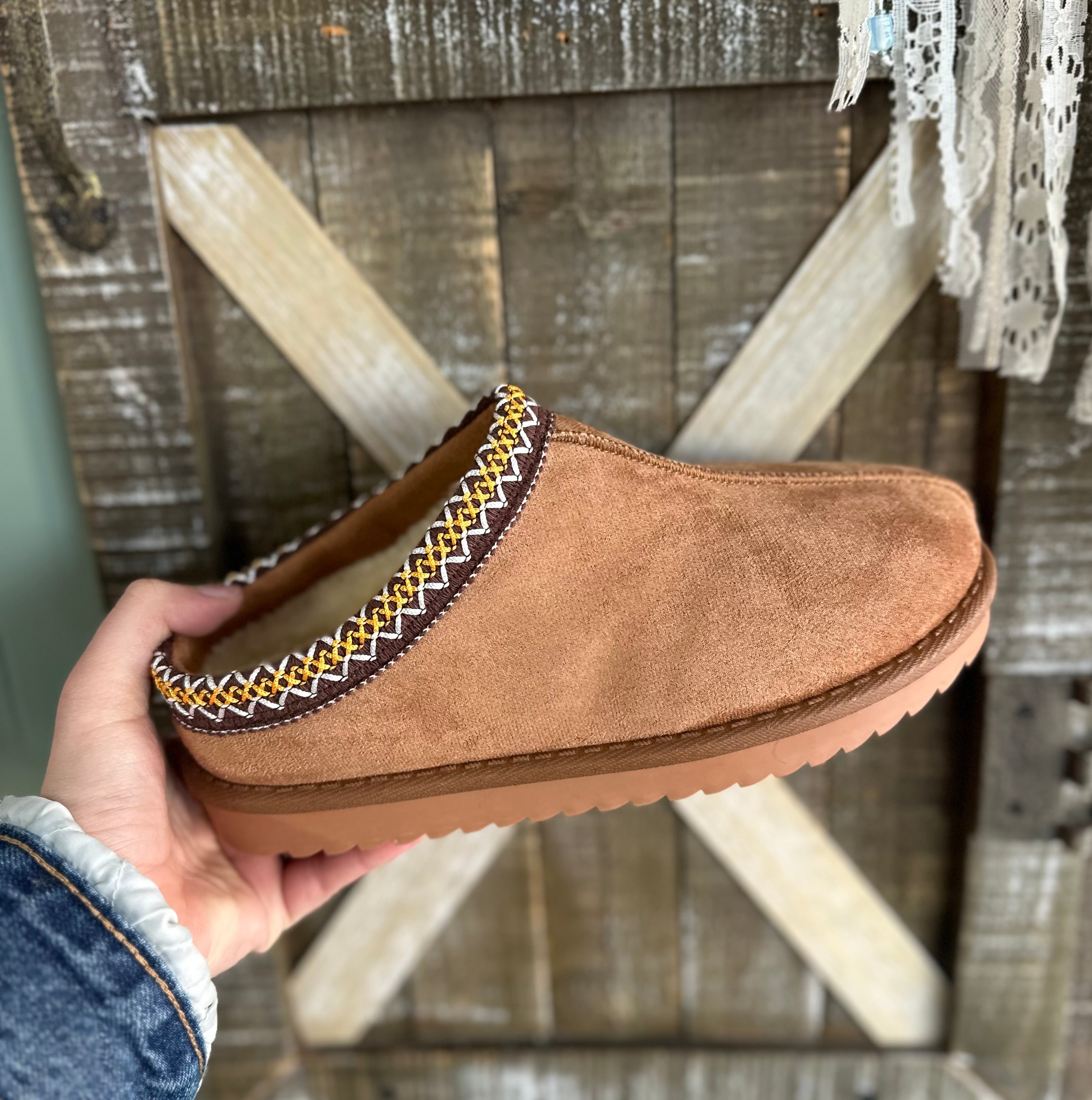 Faux Fur Embroidered Cozy Slipper