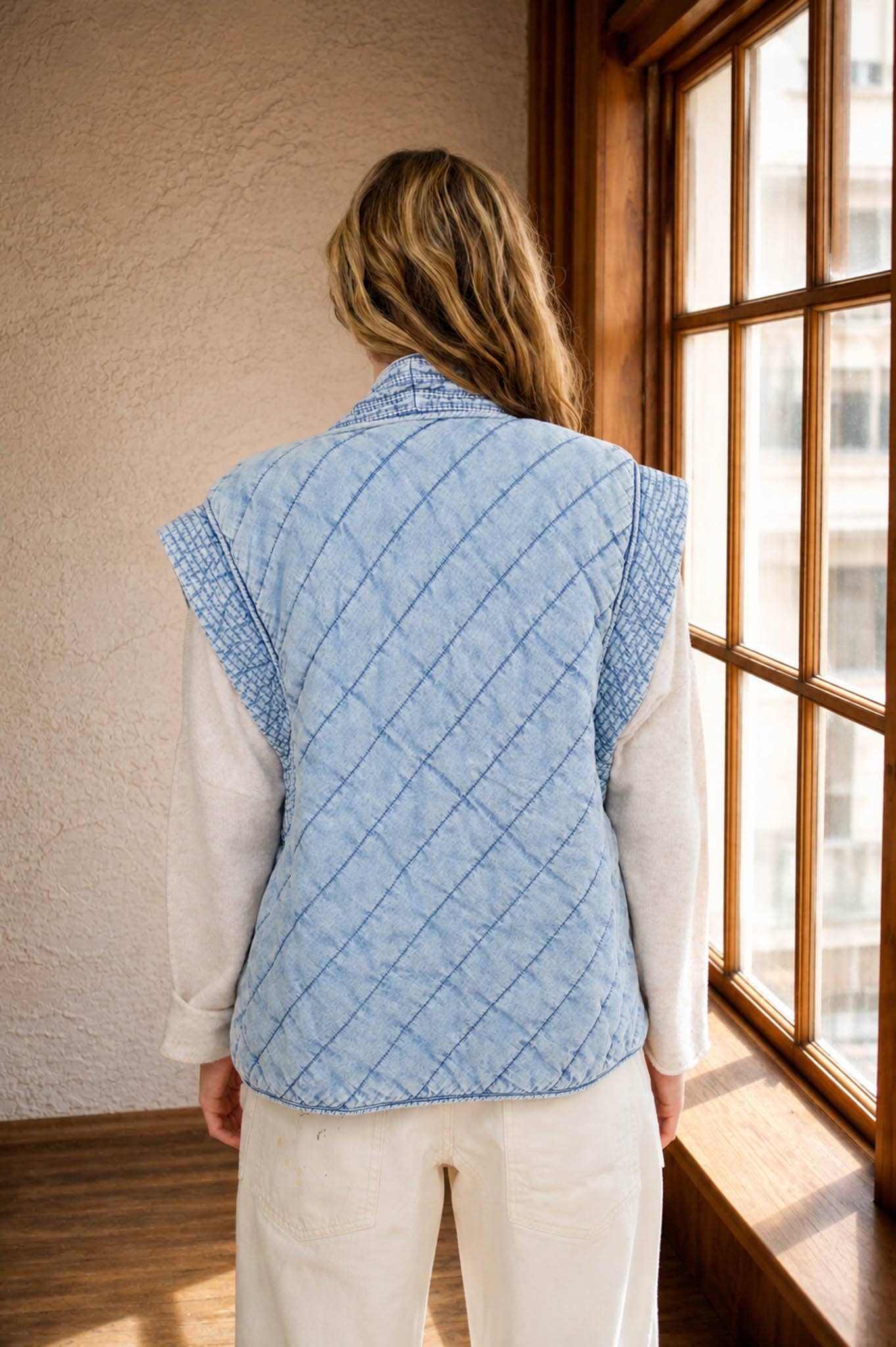 WASHED DENIM QUILTED SHAWL VEST