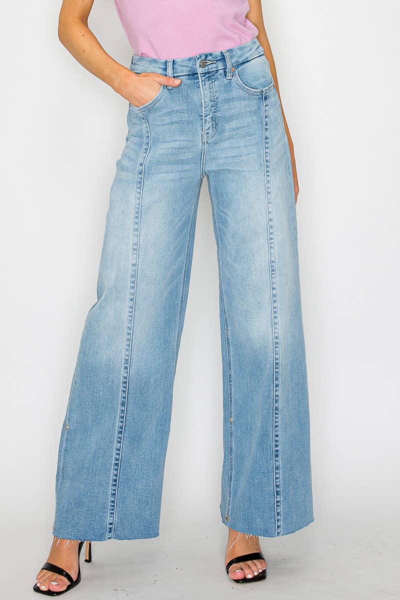 INSEAM TRANSFORM  MID RISE WIDE LEG JEANS