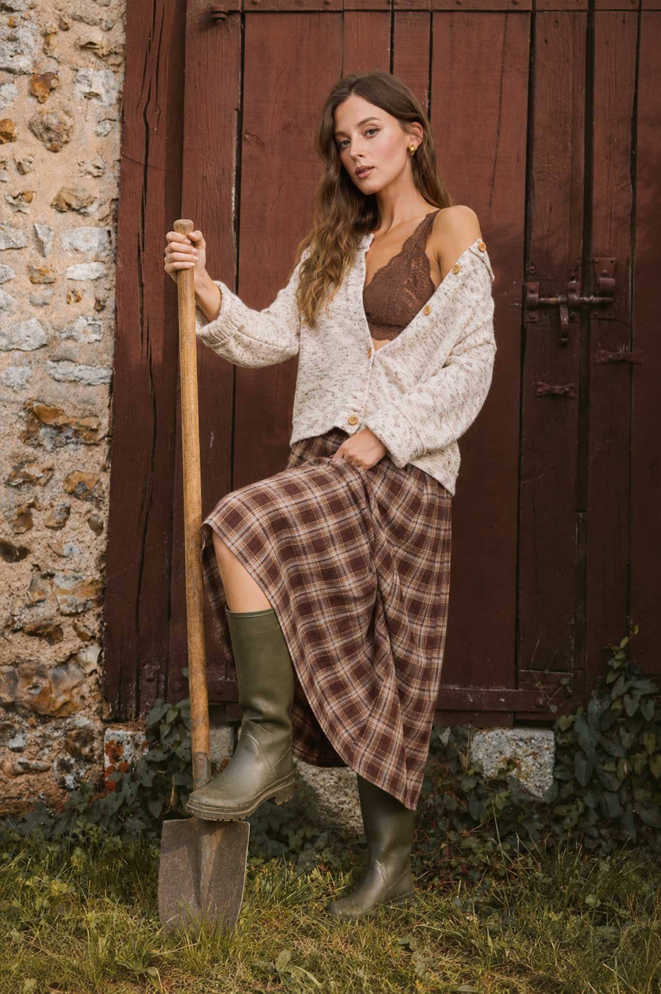 PLAID PLEATED SIDE SLIT MIDI SKIRT