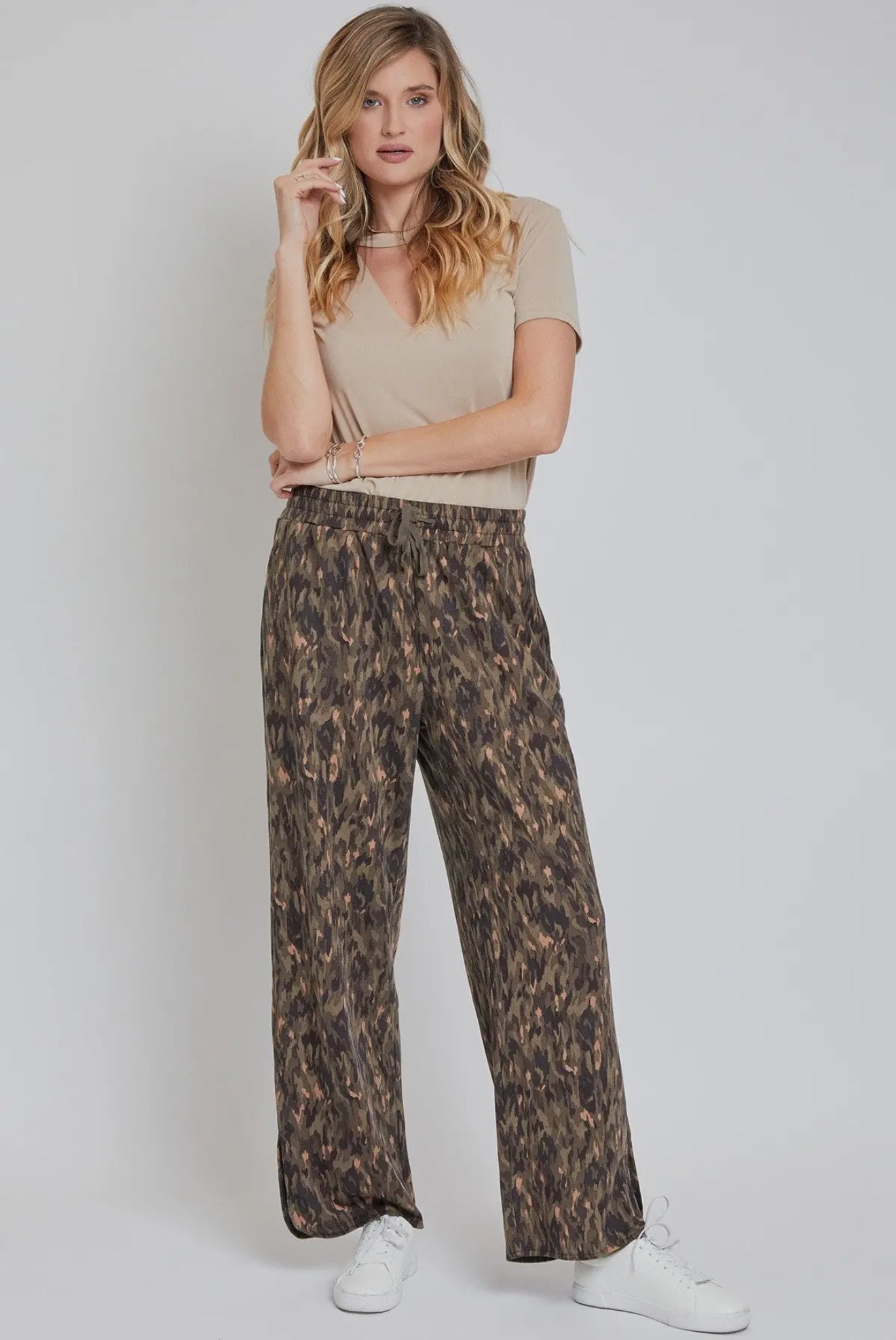 Camo Drawstring Wide Leg Pant w/ Side Slit