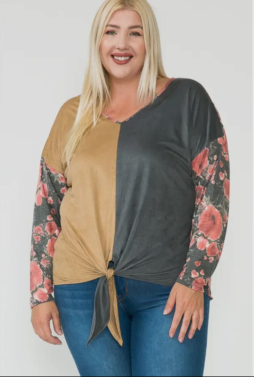 Plus V-Neck Floral Print Long Sleeve Top