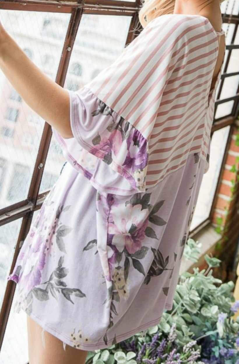 Danelle's Strip Floral Kimono